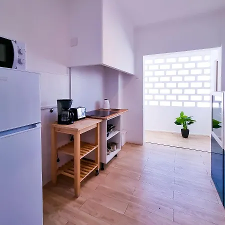 Flh Balcony Spacious *